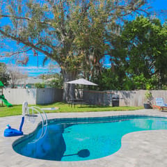 Pool, Playset, 15 min to Pier 60 @ Cove Cay Oasis