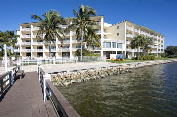 Sand Dollar Point - Pool, Bay, Hot Tub, 10 min to beach - Image 4